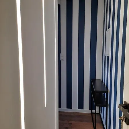 Nadmorski Bursztyn דירה *