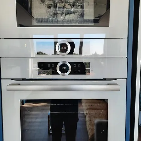 Nadmorski Bursztyn * רובי