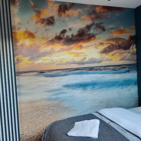 Nadmorski Bursztyn * רובי