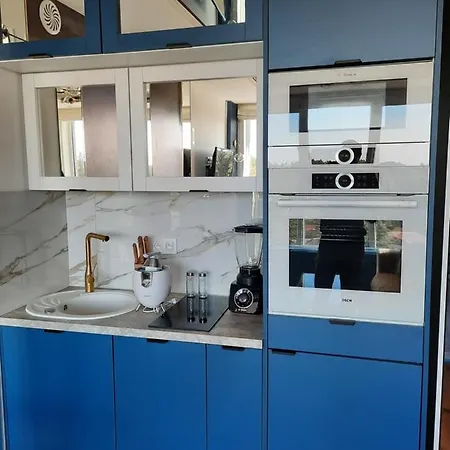 Nadmorski Bursztyn רובי